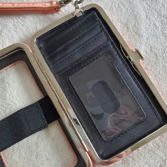 Iphone/Ipod Wristlet Wallet - Picture 4 of 4